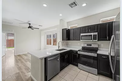 9847 E Escondido Avenue, Mesa, AZ 85208 - Photo 5