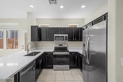 9847 E Escondido Avenue, Mesa, AZ 85208 - Photo 9
