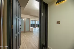 2323 N Central Ave, Phoenix, AZ 85004 - Photo 93