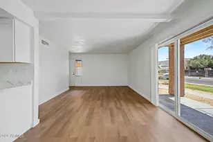 3810 N Maryvale Pkwy, Phoenix, AZ 85031 - Photo 7
