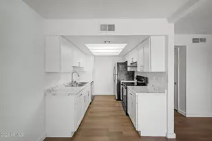 3810 N Maryvale Pkwy, Phoenix, AZ 85031 - Photo 9