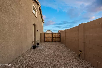 40654 W Desert Fairways Drive, Maricopa, AZ 85138 - Photo 47