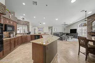 7131 W Voltaire Ave, Peoria, AZ 85381 - Photo 23