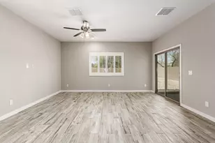 19532 N 27th Pl, Phoenix, AZ 85050 - Photo 9
