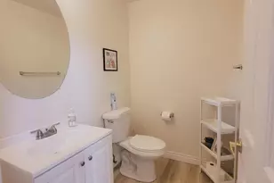 8720 W Kathleen Rd, Peoria, AZ 85382 - Photo 15