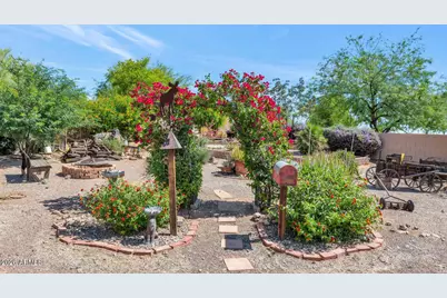 14306 W Hope Drive, Surprise, AZ 85379 - Photo 39