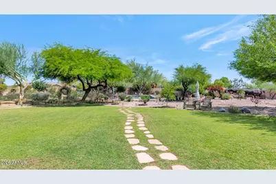 14306 W Hope Drive, Surprise, AZ 85379 - Photo 33
