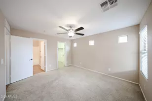 17545 W Watson Ln, Surprise, AZ 85388 - Photo 11