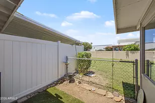 10606 W Clair Dr, Sun City, AZ 85351 - Photo 25