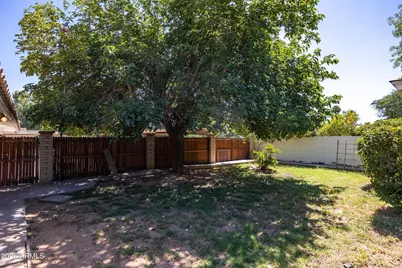 2234 E Missouri Avenue, Phoenix, AZ 85016 - Photo 27