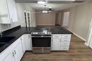 4032 E Catalina Cir, Mesa, AZ 85206 - Photo 11