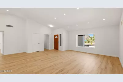 15221 N 42nd Place, Phoenix, AZ 85032 - Photo 11