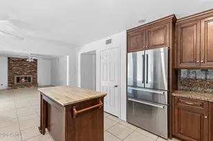 4721 E Sandra Terrace, Phoenix, AZ 85032 - Photo 13