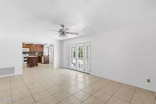 4721 E Sandra Terrace, Phoenix, AZ 85032 - Photo 9