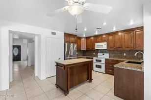 4721 E Sandra Terrace, Phoenix, AZ 85032 - Photo 11
