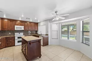 4721 E Sandra Terrace, Phoenix, AZ 85032 - Photo 11