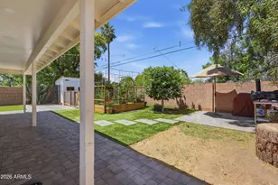 1226 E Colter St, Phoenix, AZ 85014 - Photo 33