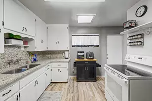 3014 W Solano Dr S, Phoenix, AZ 85017 - Photo 7