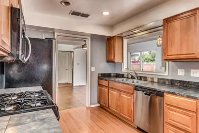 2445 N 38th Street, Phoenix, AZ 85008 - Photo 7