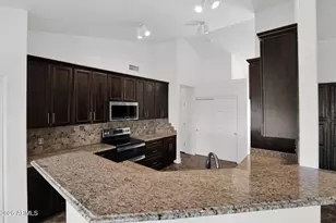 502 N Falcon Dr, Gilbert, AZ 85234 - Photo 13