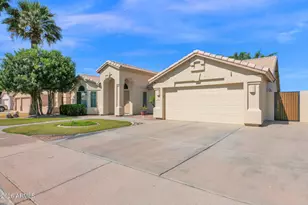 502 N Falcon Dr, Gilbert, AZ 85234 - Photo 3