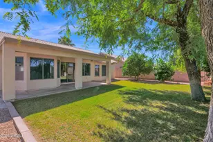 502 N Falcon Dr, Gilbert, AZ 85234 - Photo 31