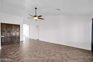 502 N Falcon Dr, Gilbert, AZ 85234 - Photo 9