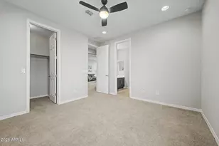 9565 W Patrick Ln, Peoria, AZ 85383 - Photo 37