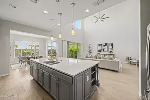 9565 W Patrick Ln, Peoria, AZ 85383 - Photo 19