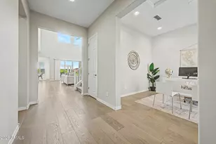 9565 W Patrick Ln, Peoria, AZ 85383 - Photo 9