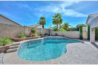 6624 W Louise Drive, Glendale, AZ 85310 - Photo 3