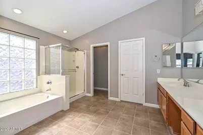 6624 W Louise Drive, Glendale, AZ 85310 - Photo 27