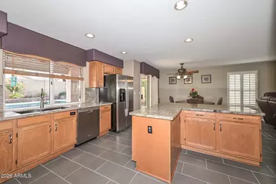 6624 W Louise Drive, Glendale, AZ 85310 - Photo 13
