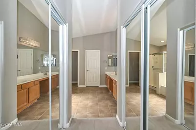 6624 W Louise Drive, Glendale, AZ 85310 - Photo 31
