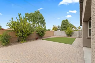 2428 W Branham Ln, Phoenix, AZ 85041 - Photo 33