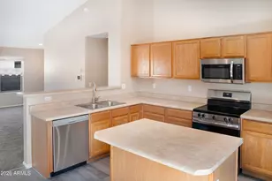 46137 W Guilder Ave, Maricopa, AZ 85139 - Photo 5