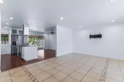 8702 E Plaza Avenue, Scottsdale, AZ 85250 - Photo 7