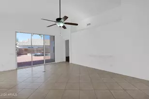 1011 W Kelton Ln, Phoenix, AZ 85023 - Photo 13