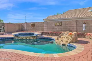 1011 W Kelton Ln, Phoenix, AZ 85023 - Photo 27