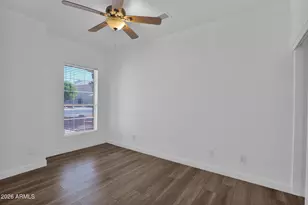 1011 W Kelton Ln, Phoenix, AZ 85023 - Photo 23