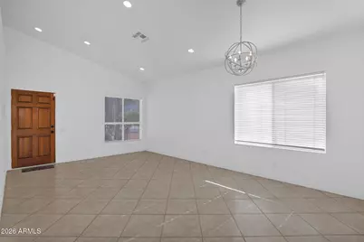 1011 W Kelton Lane, Phoenix, AZ 85023 - Photo 3