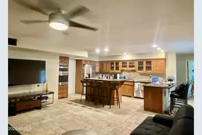 9021 N 13th Avenue, Phoenix, AZ 85021 - Photo 11