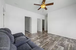 21376 W Mark Ln, Wittmann, AZ 85361 - Photo 11