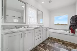 21376 W Mark Ln, Wittmann, AZ 85361 - Photo 13