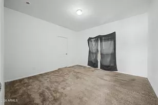 21376 W Mark Ln, Wittmann, AZ 85361 - Photo 17