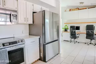10130 W Meadowbrook Ave, Phoenix, AZ 85037 - Photo 9
