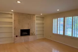 943 E Eveningstar Ln, Tempe, AZ 85283 - Photo 9