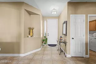 6611 S 25th Dr, Phoenix, AZ 85041 - Photo 5