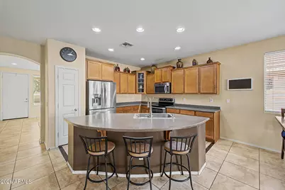 2013 N 119th Drive, Avondale, AZ 85392 - Photo 9