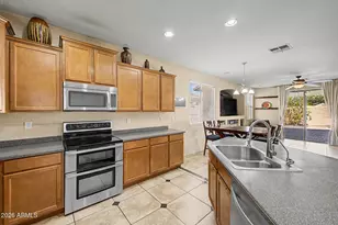 2013 N 119th Dr, Avondale, AZ 85392 - Photo 7
